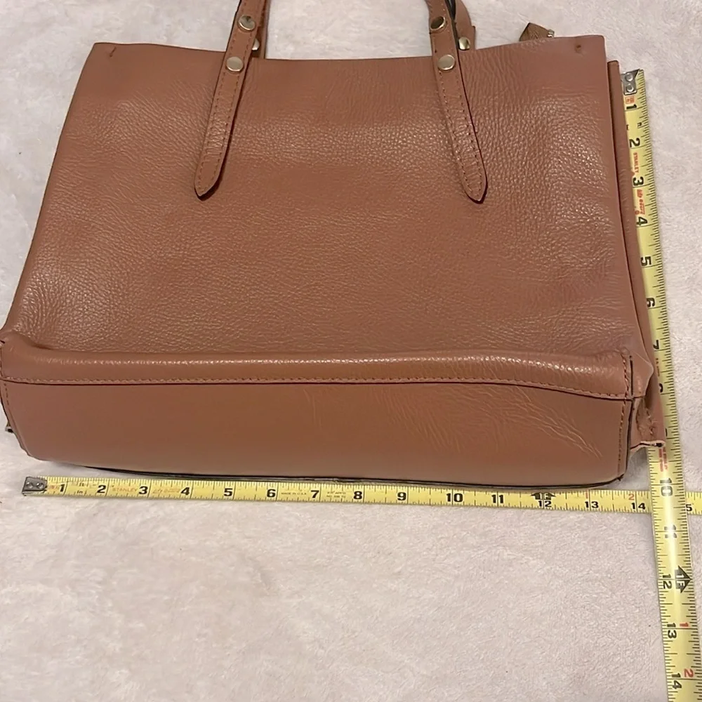 Vera Pelle Tan Brown Pebbled Leather Neutral Two Handle Tote Laptop Bag Purse